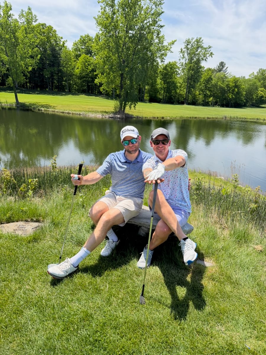 A golfer scoring a round on TournyFlex